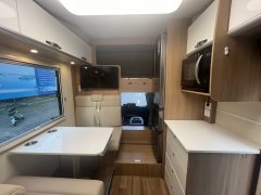 22 H300 RV 2.0L - фото 3