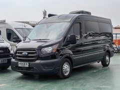 Ford 350 4WD RV 3.5L - фото 1