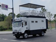 Isuzu 700P 4WD RV 5.2L - фото 1