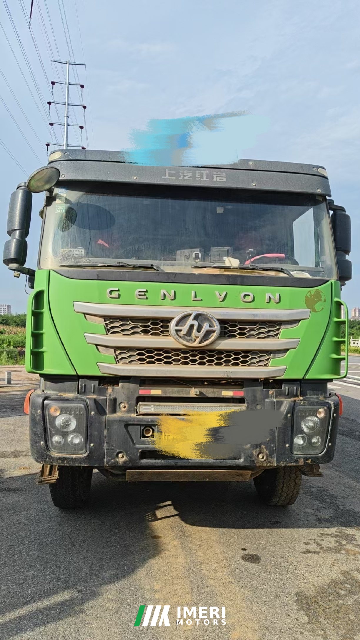 2018 SAIC Hongyan Genlyon 354 hp 6X4 5.6 m
