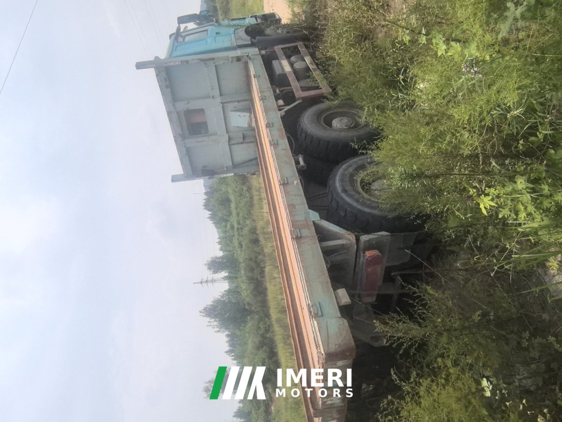 Sinotruk HOWO HOWO-7 380 hp 6X4 5.8 m - грузовик из Китая