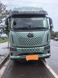Dongfeng Liuzhou Chenglong H5V 500 hp 6X4 - фото 3