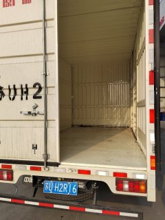 SINOTRUK HOWO Light Duty Truck 140 hp 4X2 3.95 m - фото 2