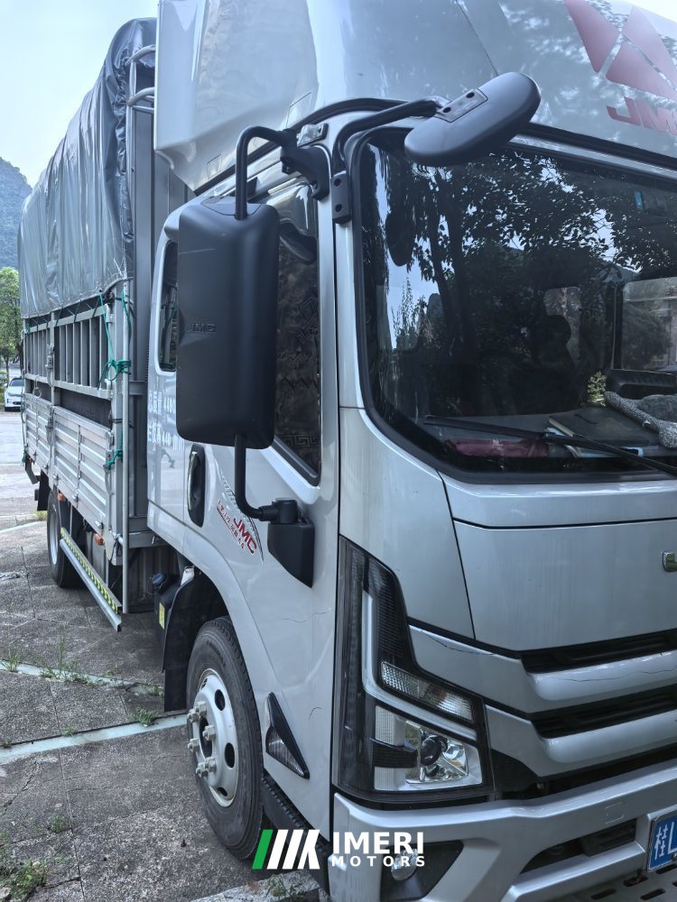 JMC + 152 hp 4X2 3.95 m - грузовик из Китая