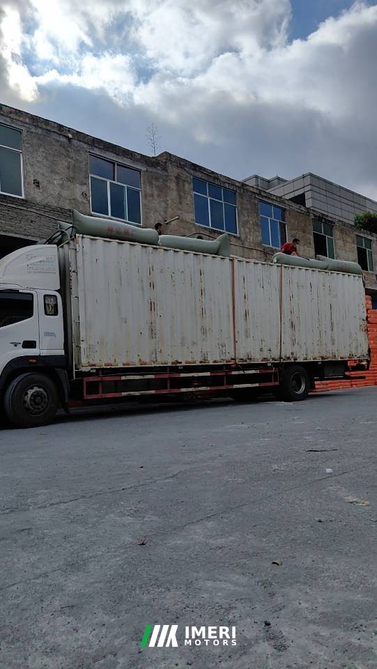 2019 Foton R 210 hp 4X2 9.78 m