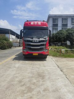 JAC Gallop A5 270 hp 6X2 9.7 m - фото 2