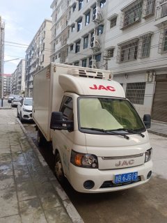 JAC X5 4X2 3.5 m - фото 1