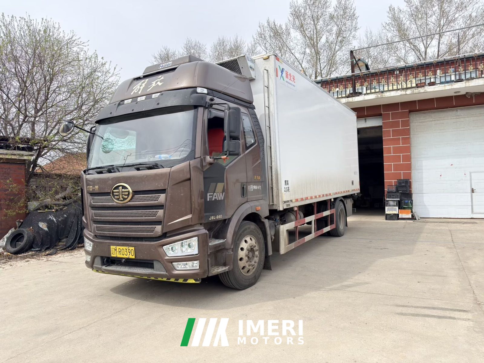 2020 FAW Jiefang J6L 240 hp 4X2