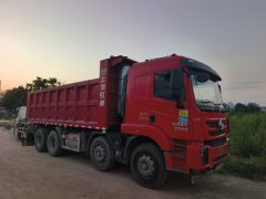 SAIC Hongyan 320 hp 8X4 6.5 m - фото 1