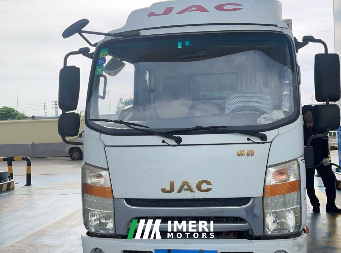 JAC 129 hp 4X2 3.82 m - грузовик из Китая