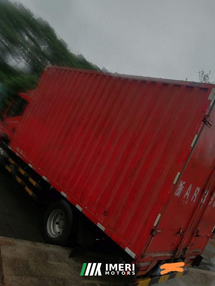 Dongfeng Duolika Dollicar D6 136 hp 4X2 4.13 m - грузовик из Китая