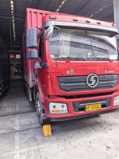 Shacman Delong L3000 240 hp 4X2 9.8 m - фото 6