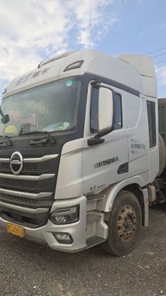 BAIC Heavy Truck Dream Chaser 500 hp 6X4 - фото 3