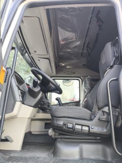 Sinotruk HOWO Max 290 hp 4X2 9.6 m - фото 9