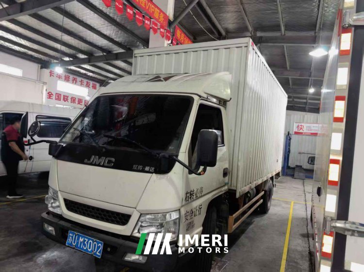 JMC 116 hp 4X2 4.21 m - грузовик из Китая