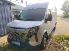 Dongfeng V9+ 136 hp - фото 2