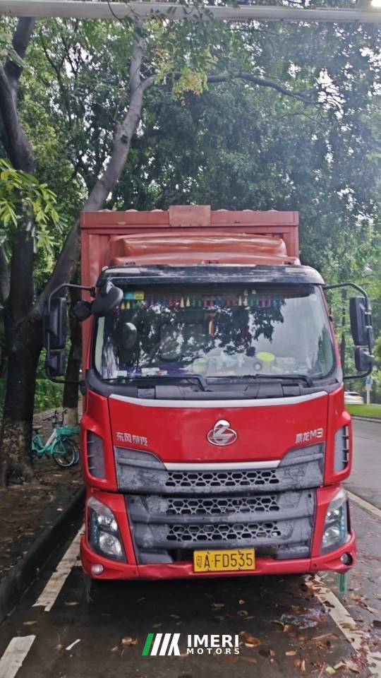 Dongfeng Liuzhou Chenglong M3 185 hp 4X2 7.8 m - грузовик из Китая
