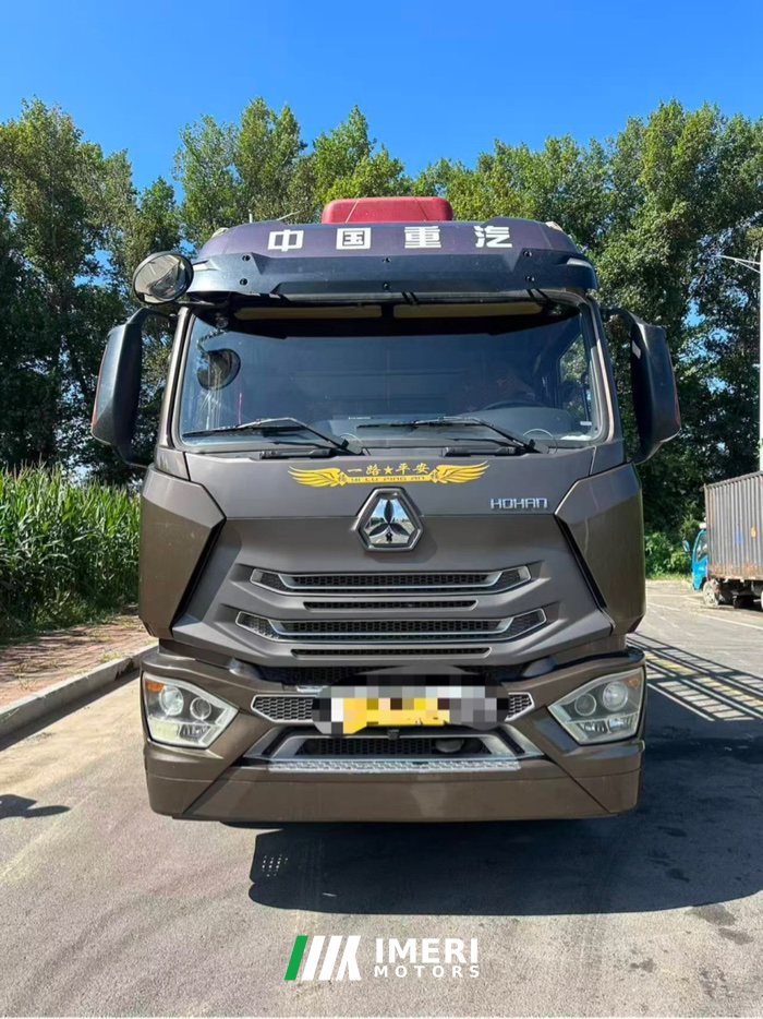 2021 Sinotruk Hohan J5G 240 hp 4X2 6.8 m