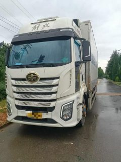 FAW Jiefang J6L - фото 1