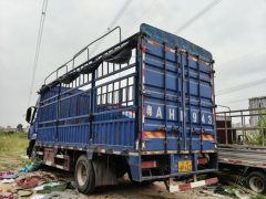 Dongfeng Liuzhou Chenglong H5 240 hp 4X2 6.8 m - фото 3