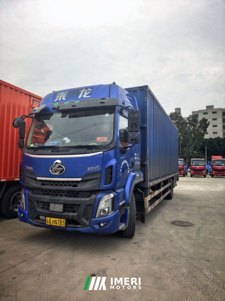 2022 Dongfeng Liuzhou Chenglong H5 230 hp 4X2 8.3 m