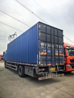 Dongfeng Liuzhou Chenglong H5 230 hp 4X2 8.3 m - фото 3
