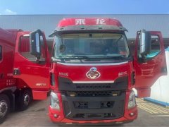 Dongfeng Liuzhou Chenglong H5 270 hp 4X2 6.8 m - фото 2