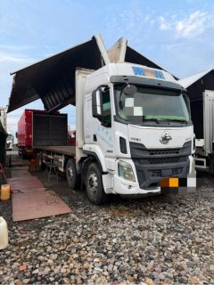 Dongfeng Liuzhou Chenglong H5 290 hp 8X2 9.4 m - фото 1