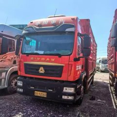 Sinotruk Sitrak G5S 270 hp 4X2 6.8 m - фото 1