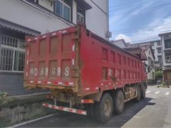 SAIC Hongyan Genlyon 350 hp 8X4 7.6 m - фото 1