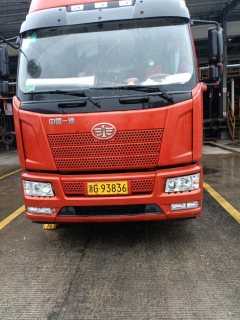 FAW Jiefang J6L 240 hp 4X2 9.75 m - фото 3