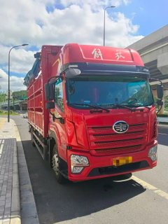 FAW Jiefang JK6 300 hp 4X2 6.8 m - фото 3