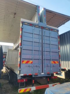 Sinotruk HOWO TS7 290 hp 4X2 9.6 m - фото 10