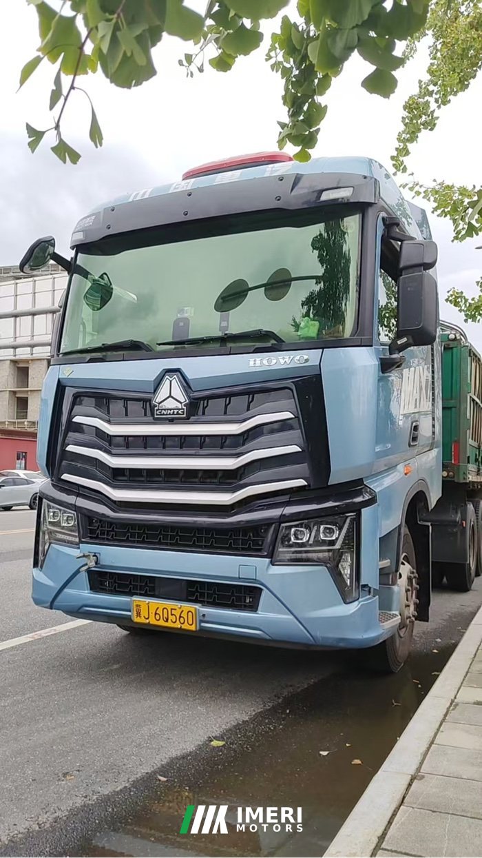 2025 Sinotruk HOWO TS 590 hp 6X4
