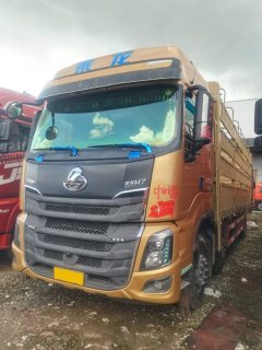 Dongfeng Liuzhou Chenglong H7 330 hp 6X2 9.6 m - фото 1