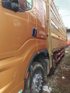 Dongfeng Liuzhou Chenglong H7 330 hp 6X2 9.6 m - фото 9