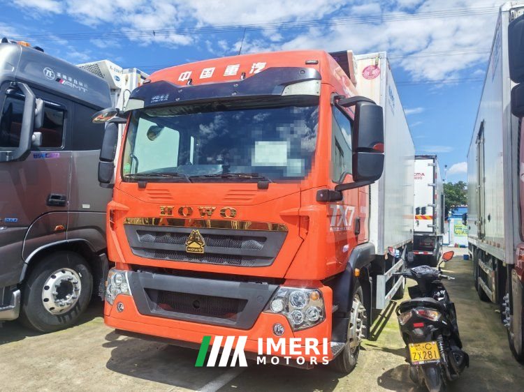 2024 Sinotruk HOWO TS5 290 hp 4X2 6.8 m