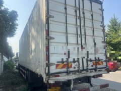 Sinotruk HOWO T5G 310 hp 6X2 9.52 m - фото 4