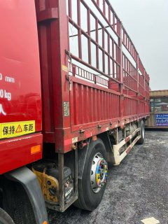 Foton Auman EST 320 hp 6X2 9.56 m - фото 2