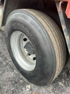 Foton Auman EST 320 hp 6X2 9.56 m - фото 3