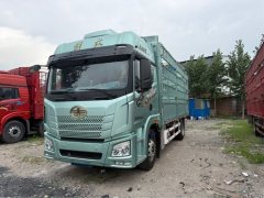 FAW Jiefang JH6 320 hp 4X2 6.75 m - фото 1