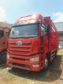 FAW Jiefang J6L 300 hp 4X2 6.75 m - фото 1