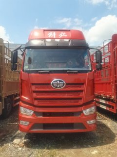 FAW Jiefang J6L 300 hp 4X2 6.75 m - фото 2