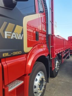 FAW Jiefang J6G 380 hp 6X2 9.6 m - фото 9
