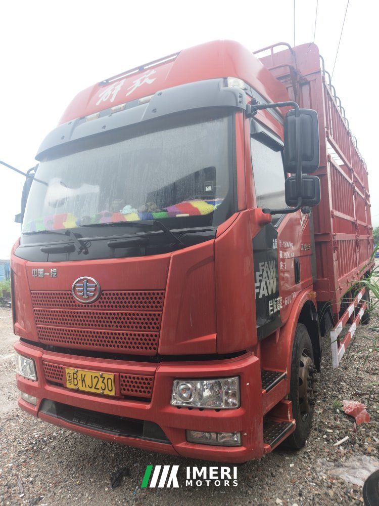 FAW Jiefang J6L 240 hp 4X2 6.75 m - грузовик из Китая