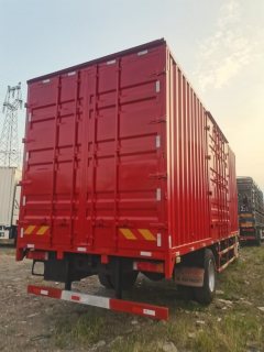 Dongfeng Tianjin KR 260 hp 4X2 6.8 m - фото 9