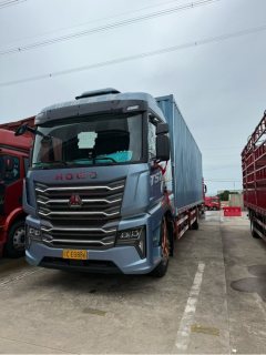 Sinotruk HOWO TS7 290 hp 4X2 9.6 m - фото 1