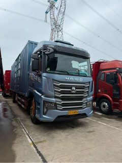 Sinotruk HOWO TS7 290 hp 4X2 9.6 m - фото 2