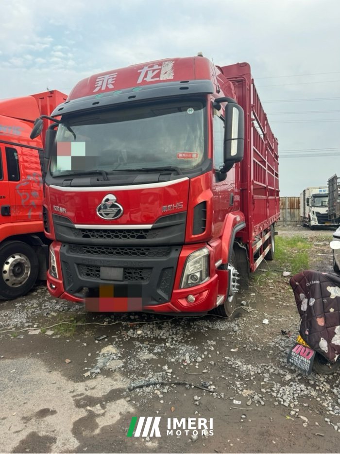 2023 Dongfeng Liuzhou Chenglong H5 270 hp 4X2 6.8 m