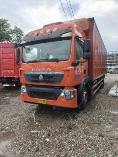 Sinotruk HOWO TX7 290 hp 4X2 9.52 m - фото 1